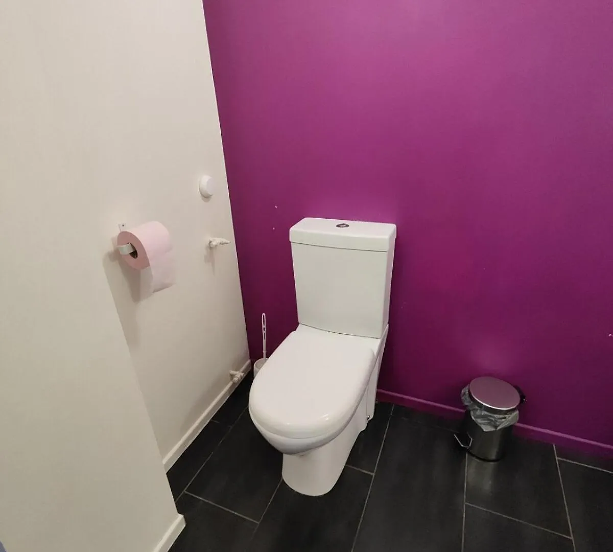 Center Of Lille, Apartment With Garage 프랑스