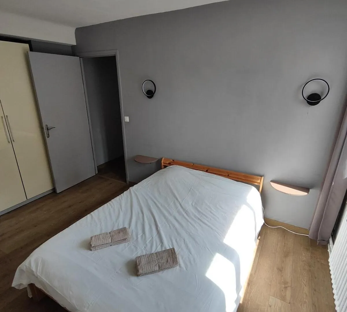 Center Of Lille, Apartment With Garage 릴