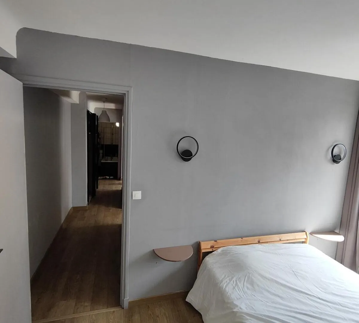 Center Of Lille, Apartment With Garage 프랑스